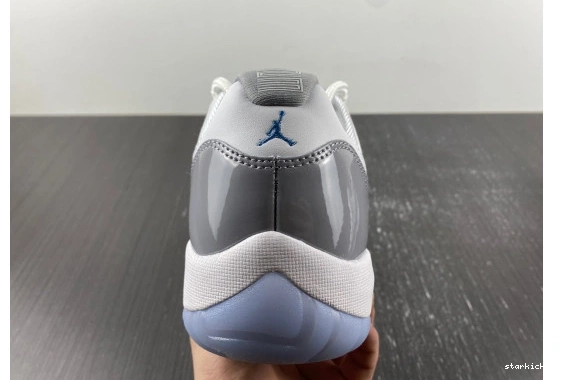   AV2187-140  AV2187-140 Jordan   11 Cement Retro Grey 0428